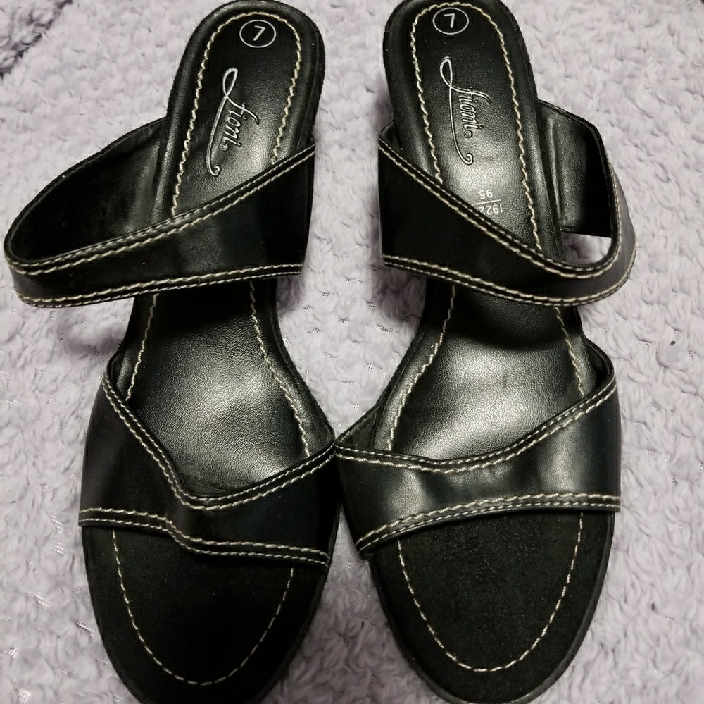 Fioni shoes